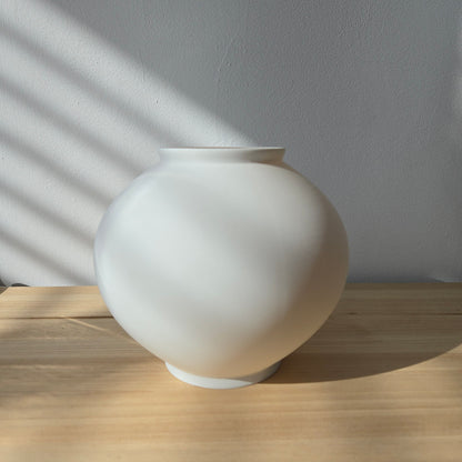 Cute Moon Jar Tea-light Miniature Lamp - Size Small